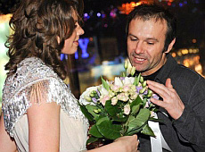 Вакарчук і Пономарьови випили за доню Деркача