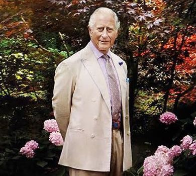 Радше залатаю, ніж викину: принц Чарльз, який береже одяг із 1980-х, розповів про заощадливість у Vogue