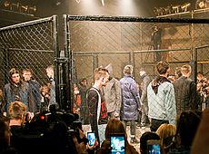 Тиждень моди, епізод 3: Подкопаєва, дочка Литвина та хлопці у клітці