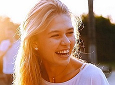 Брежнєва з сестрою відпочила в Італії, а її дочка повчилася у Голлівуді. ФОТО 