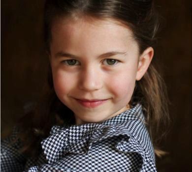 Принцесі Шарлотті 5 років: милі фото і смішні історії про іменинницю