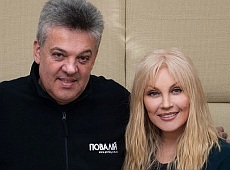 Ліхута: Тая не збирається змінювати громадянство! В неї вишиванка під шкірою