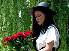 Яремчук перед концертом поклала квіти на могилу батька. ФОТО