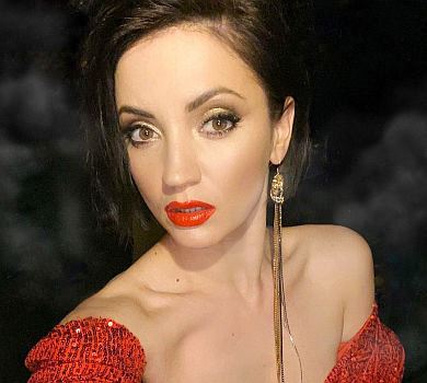 Головна розлучниця країни Цибульська розповіла про спробу чоловіка заборонити їй оголюватися