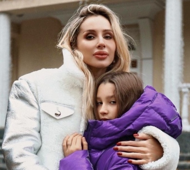 Лобода замилувала ФОТО з мамою та обома доньками