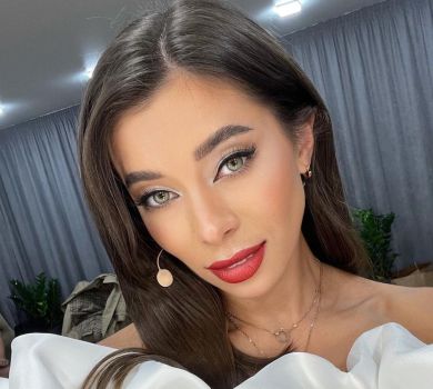 Ми всі неідеальні: Міс Неплях у спортзалі показала складки на животі