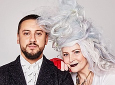 Матвієнко з рожевим волоссям та ірокезом знялася з картатим Монатіком 