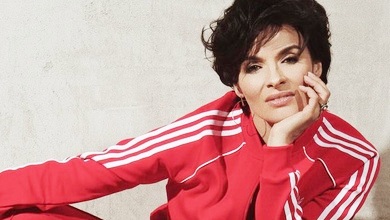 Як і 20 років тому: Мейхер показала, як робить місток. ВІДЕО