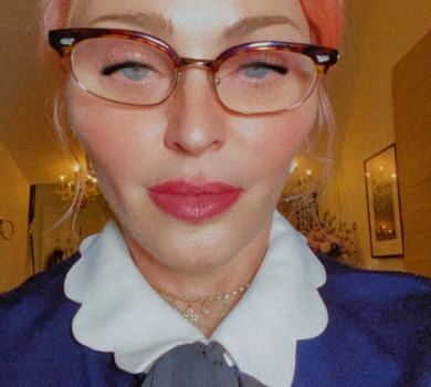 Прощавай, блонд: Мадонна здивувала новим кольором волосся. ФОТО