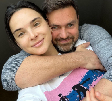 Новий розділ: Мірошниченки замилували першим сімейним фото з прийомним сином