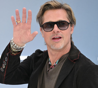 Представив її друзям: Бреда Пітта із новою дівчиною підловили на концерті. ФОТО