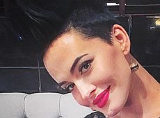 Астаф’єва на батьківщині зустріла рогатого колишнього. ФОТО