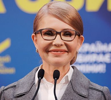 Програла вибори, зате виграла у пінг-понг: Тимошенко на підборах поскакала з ракеткою. ВІДЕО