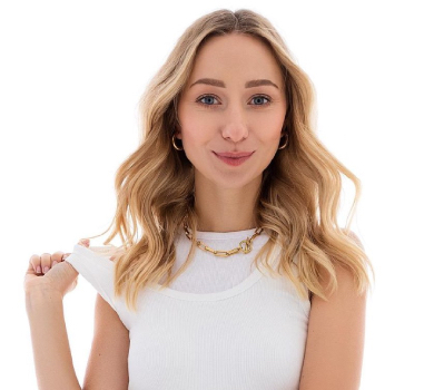 Чоловік навіть не помітить: дружина Павліка збільшила губи. ФОТО