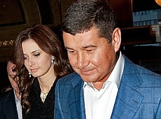 Онищенко: Якщо жінка красива, я себе у витратах не обмежую 