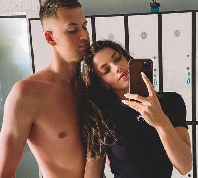 Бех у бікіні показала, як змінилися їхні з Романчуком дупці за два роки