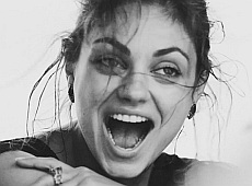 Куніс у Замбії єдналася з природою заради ювелірного бренду