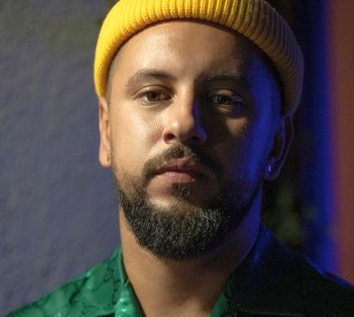 Вместо голов у них - телевизоры, вместо правды - лживые лидеры: Монатік присвятив вірш місяцю війни