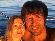 Шовковський із коханою стрибають на багатодітному відпочинку в Туреччині. ФОТО