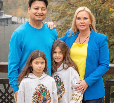 Впізнали?: Камалія показала себе на лижах в дитячі роки