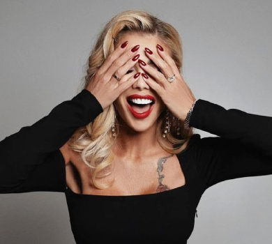 Подарунок від Всесвіту: Крук показалася в обіймах коханого у 6 річницю стосунків