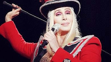 73-річна Шер потішила фанів своїм селфі без мейкапу. ФОТО