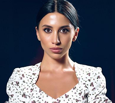 Дякую, що залишили живою: блогерка Багірова заявила про пограбування та показала злочинців. ВІДЕО