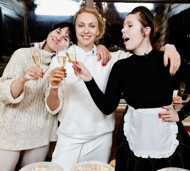 Як Полякова, Єфросиніна та Плакидюк разом квасили