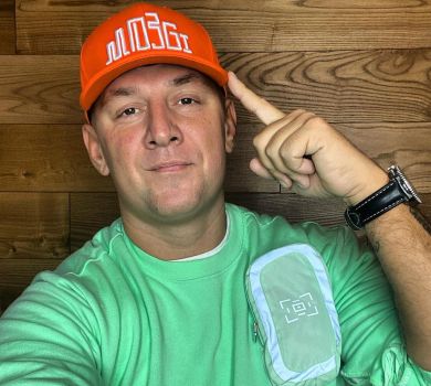 Незручний антигерой Потап хейтерам: Поки ми з вами сваримося – ворог виграє 