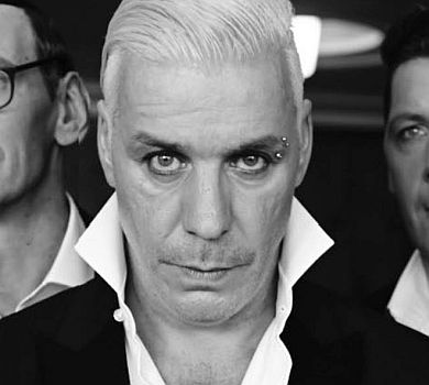 У фронтмена Rammstein не виявили коронавірус 