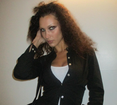 Белла Хадід здивувала новим кольором волосся. ФОТО