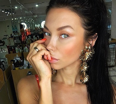 Логунова розкрила, скільки кіло набрала за рік. ФОТО 