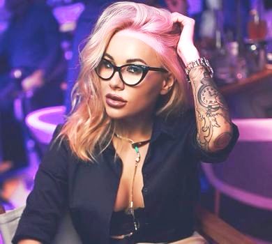 Я теж ніх*я собі відьма: Морозюк пригрозила тому, хто влаштував їй яєчну порчу