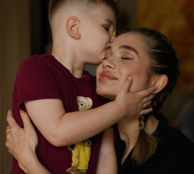 Саша Бо зводила 4-річного сина на процедуру краси