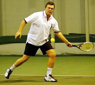 Янукович розповів, як вода ледь не вбила в ньому тенісиста