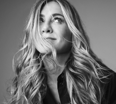 54-річна Еністон розкрила свій б’юті-лайфхак, яким нехтувала у молодості