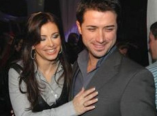 Мурат розіб'є Лорак клумбу під спальнею, а вона хоче купу собак