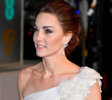 Принц Вільям у метелику та Міддлтон із голим плечем засвітилися на церемонії BAFTA