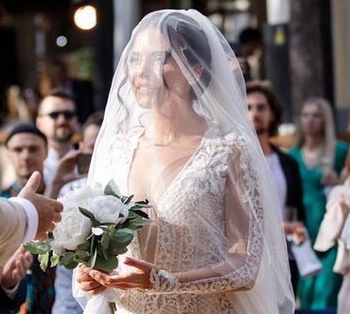 Пам’ятаю його сльози: Каменських згадала зворушливі миті весілля з Потапом та як обирала сукню. ВІДЕО