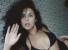 Каменських зняла сексі ВІДЕО про свої  2 мільйони  