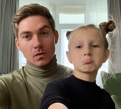 Ексдружина Остапчука: Він каже доньці, що в неї буде нова мама