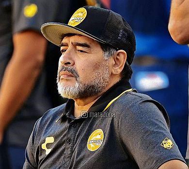 5 визнаних дітей VS 5 плодів кохання: хто претендуватиме на спадок Дієго Марадони