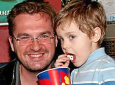 Пономарьов про сина: У нього шило в дупі