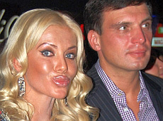 Вольнова, Кульбаба й Окунська на глянцевій церемонії