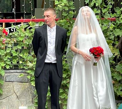 Луна вийшла заміж удруге. ФОТО