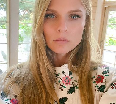 Ця мить: Фреймут із молодшими дітьми завітала до України. ФОТО