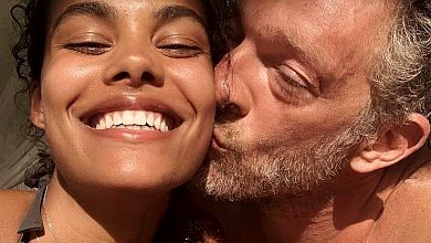 Оце так біцепс! 53-річний Кассель знявся топлес та засвітив татуювання на честь Кунакі