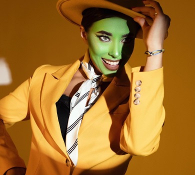 Неплях на Хелловін роздвоїлася в образі Джима Керрі з Маски. ФОТО