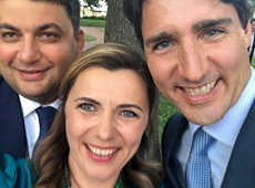 Прем’єр Канади Трюдо в Києві: Селфі та шкарпетки з котиками. ФОТО