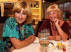 Мами Білик, Січкар і Єгорової посиділи разом у ресторані